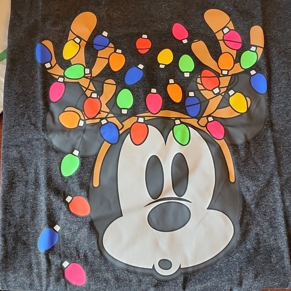 Mens Disney Mickey Mouse christmas shirt new - Picture 3 of 3